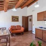 Casa de Férias Lovely In With Kitchen Tolentino