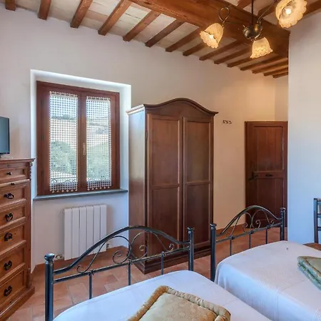 Dom wakacyjny Lovely In With Kitchen *