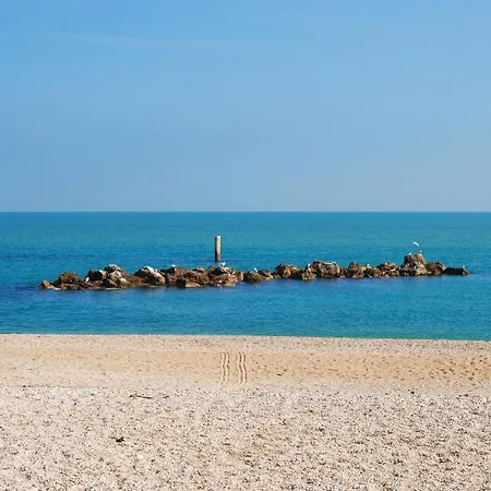 Lovely In With Kitchen *